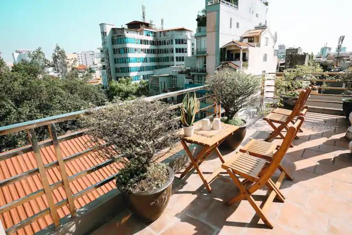 Homestay Giua Long Ha Noi - 10 Phut Den Pho Co Hanoi Bagian luar foto